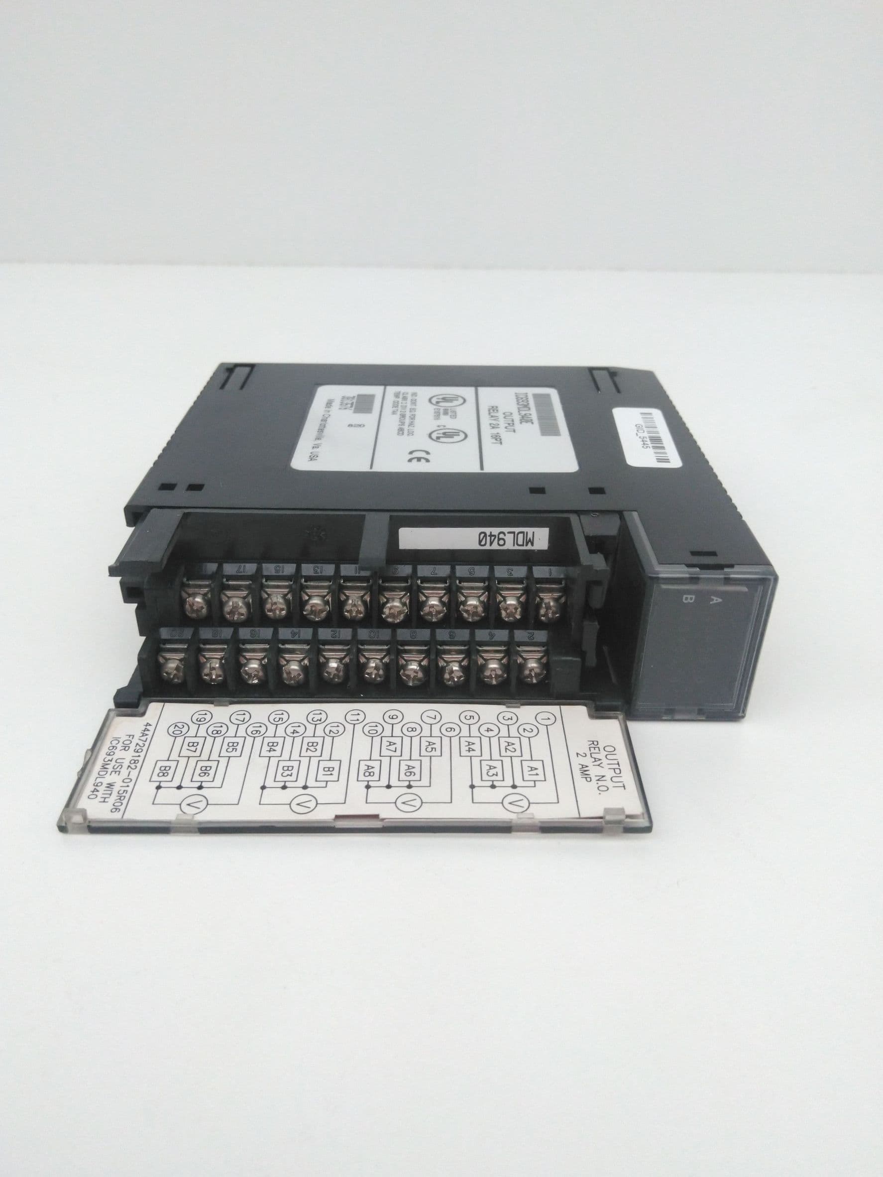 GE Fanuc IC693MDL940E Series 90-30 Relay Output Module, Relay 2A, 16-Point
