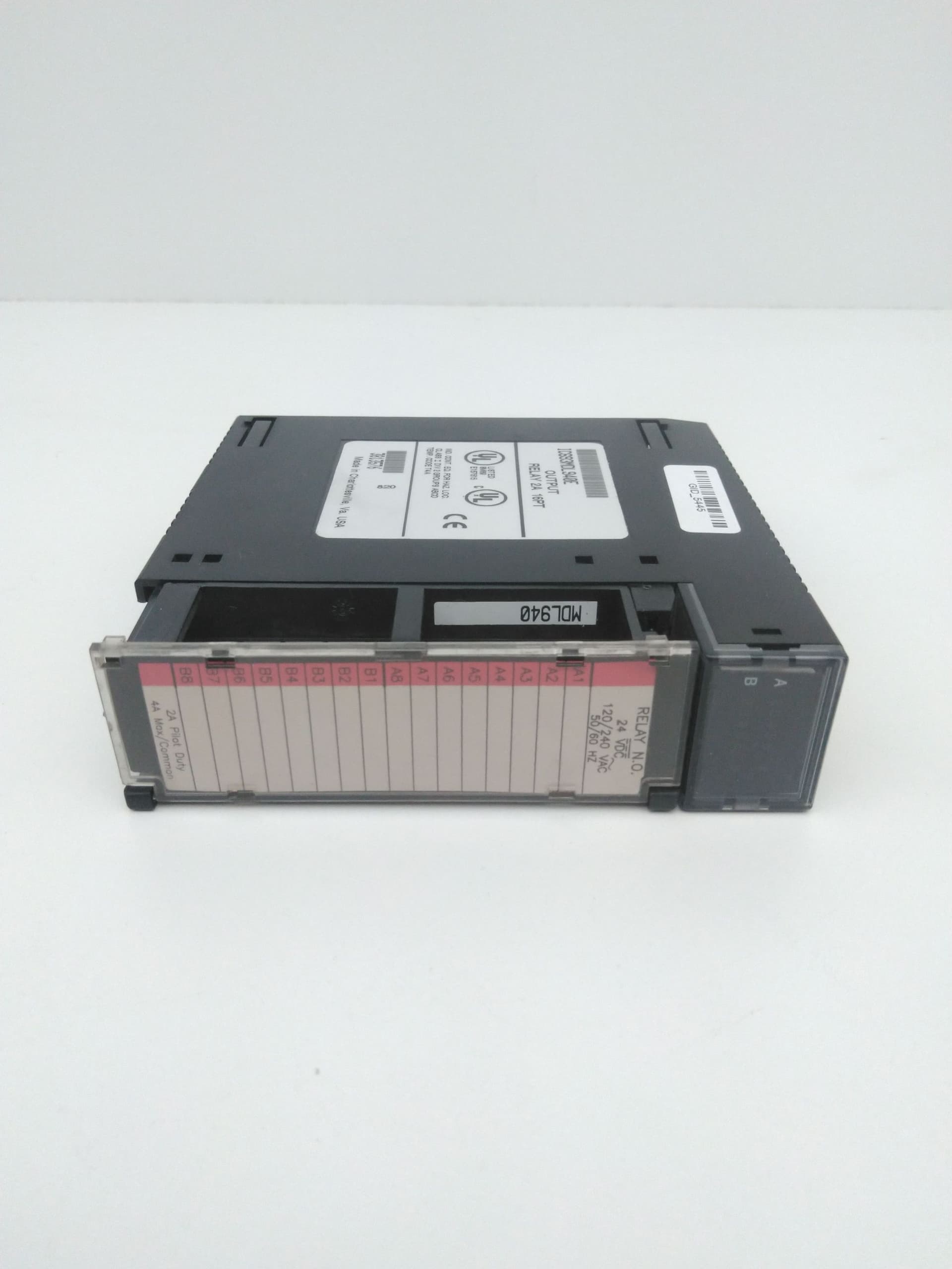 GE Fanuc IC693MDL940E Series 90-30 Relay Output Module, Relay 2A, 16-Point
