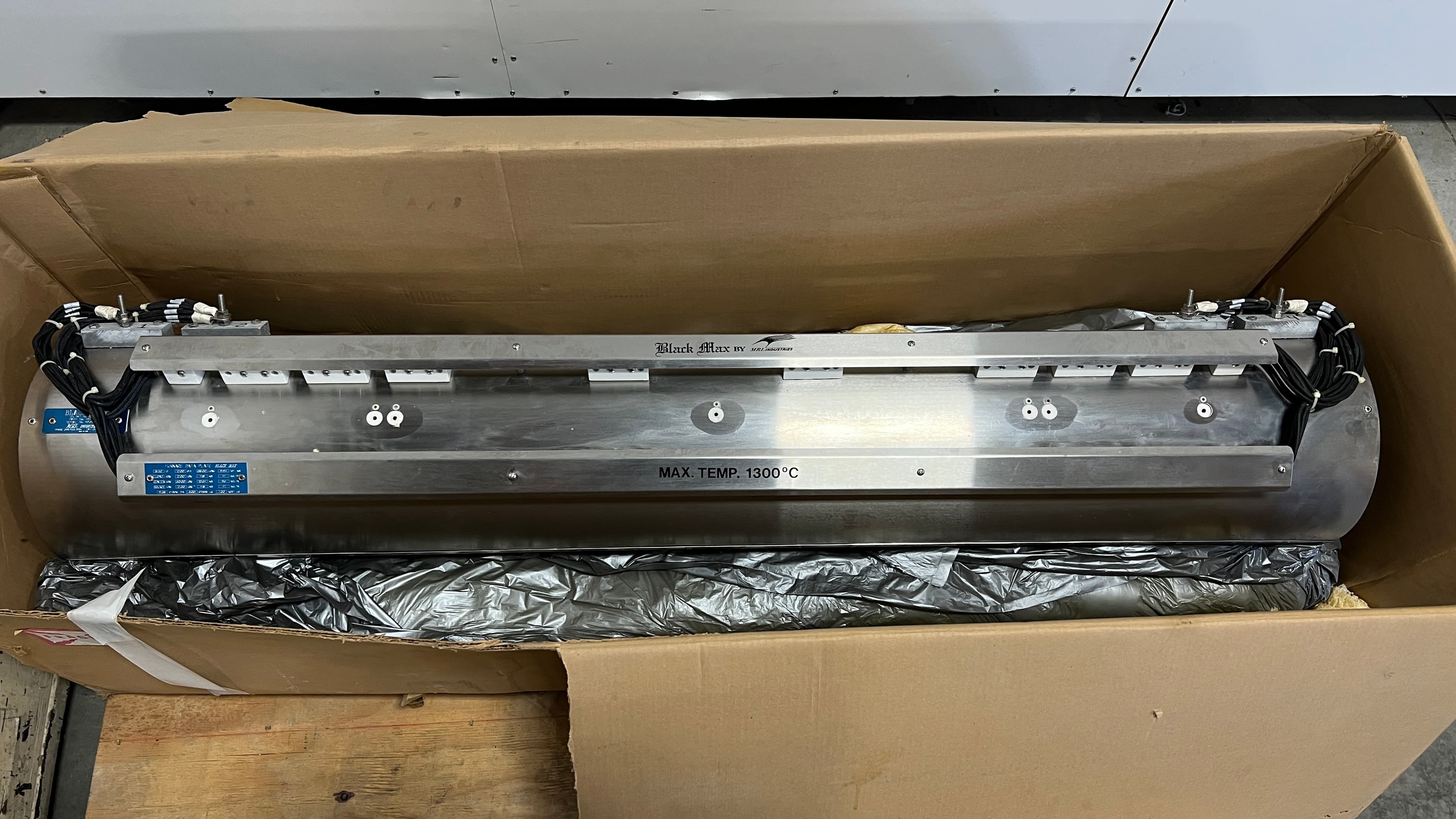 MRL Industries Sandvick Black Max 400-920047 1300 C Furnace Tube 8.5" ID