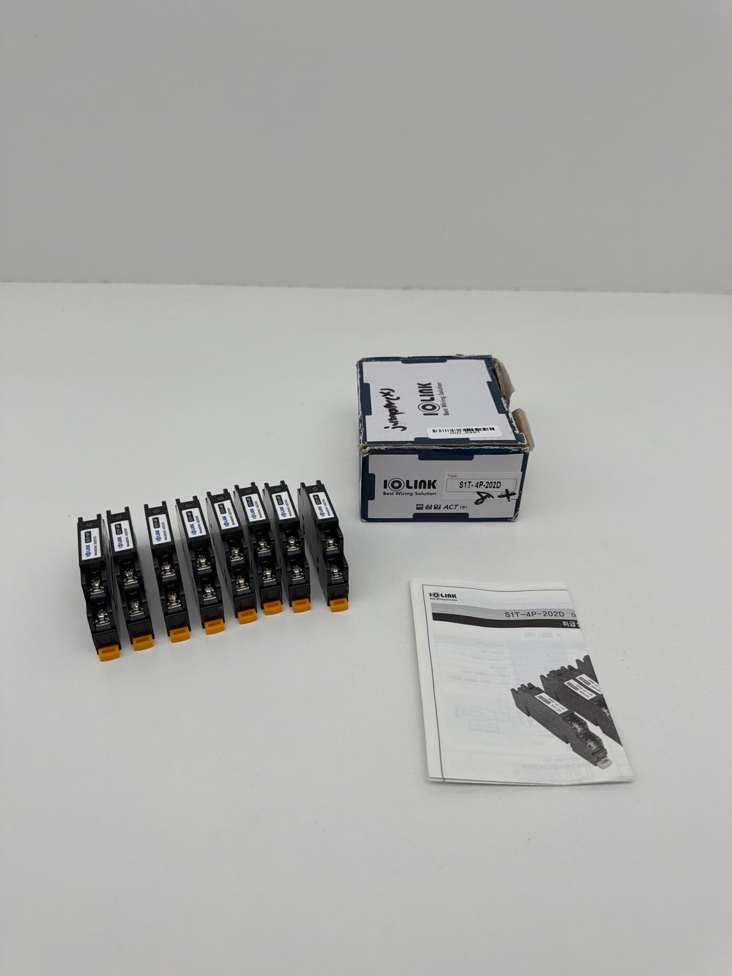 IOLINK S1T-4P-202D Solid State Relay Terminal 4-Channel 5–24VDC In 60V 2.7A Out