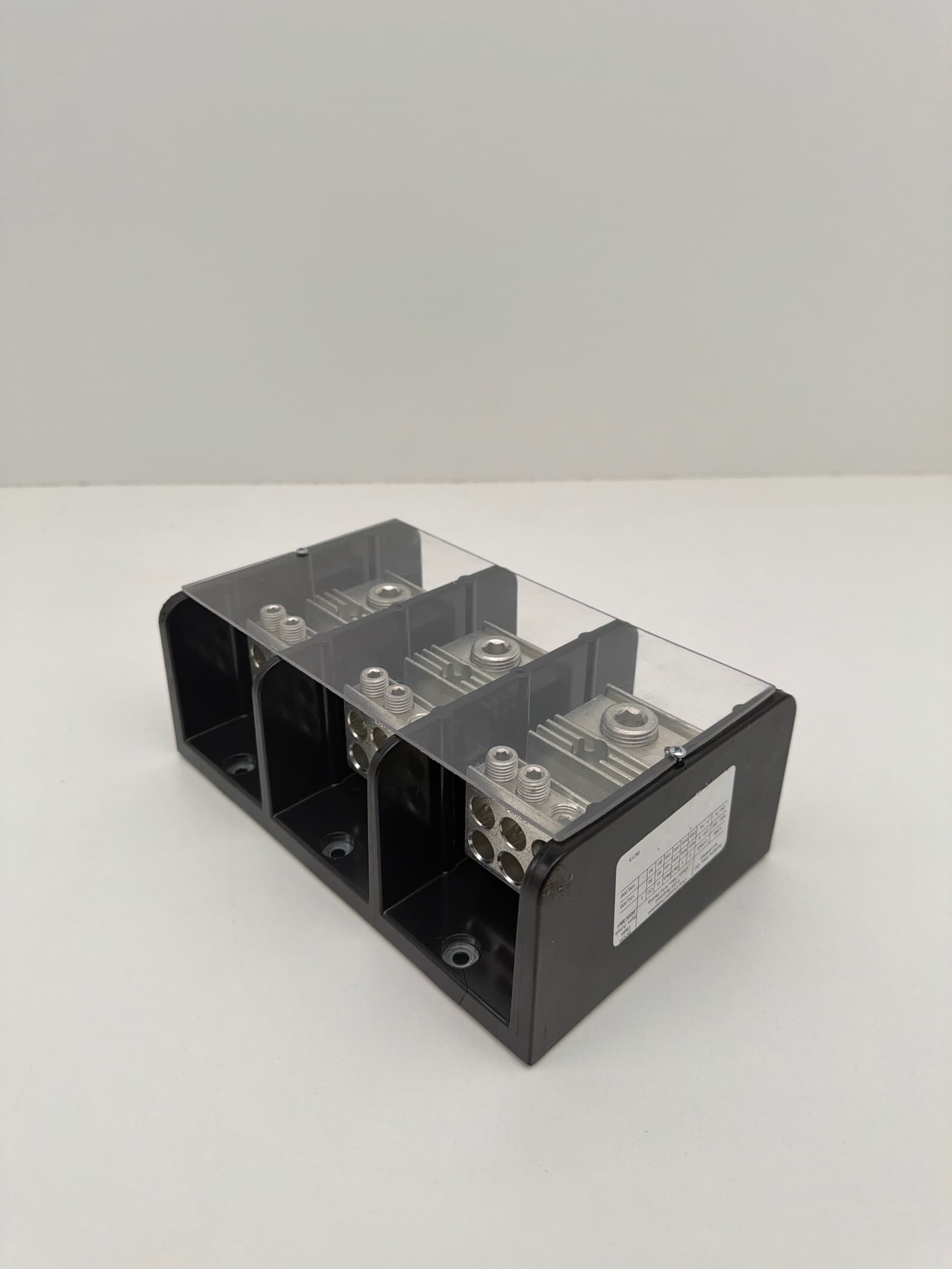 Littelfuse LD5579-3 Power Distribution Block, 380A, 3-Pole, 600V