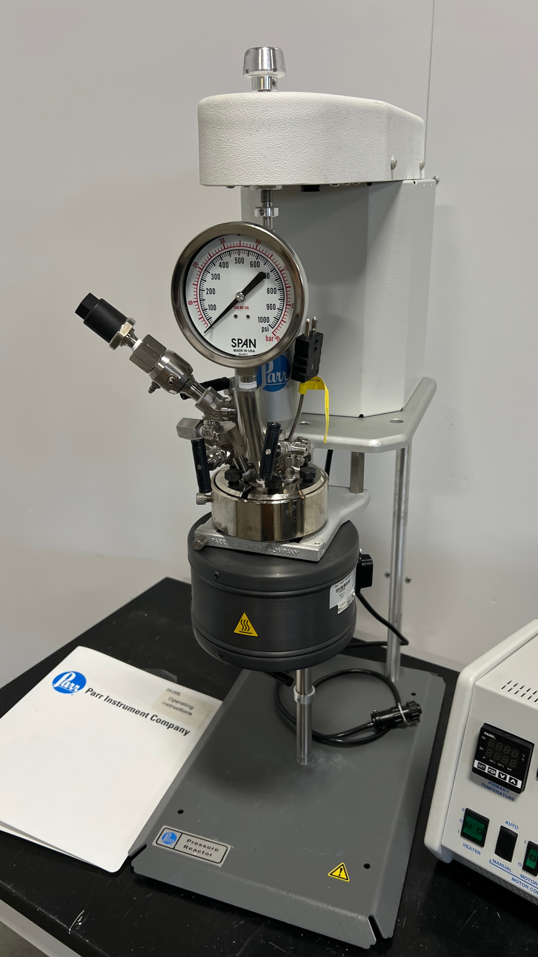 Parr 4561 Mini Bench Top Reactor System 3000 psi at 350 °C, 316SS