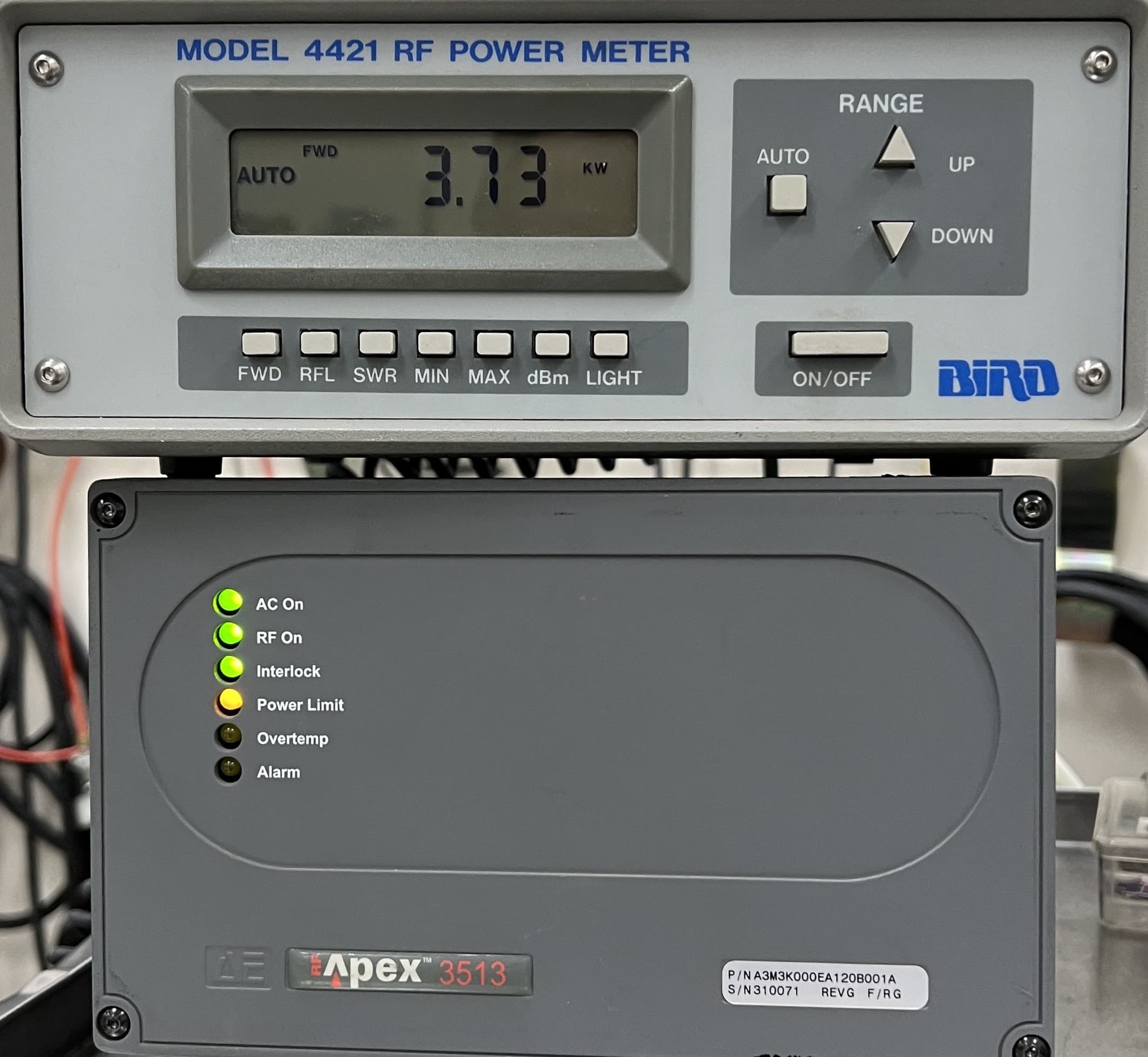 Advanced Energy Apex 3513 RF Generator, 3.5KW, Needs Repair - Cannot Regulate
