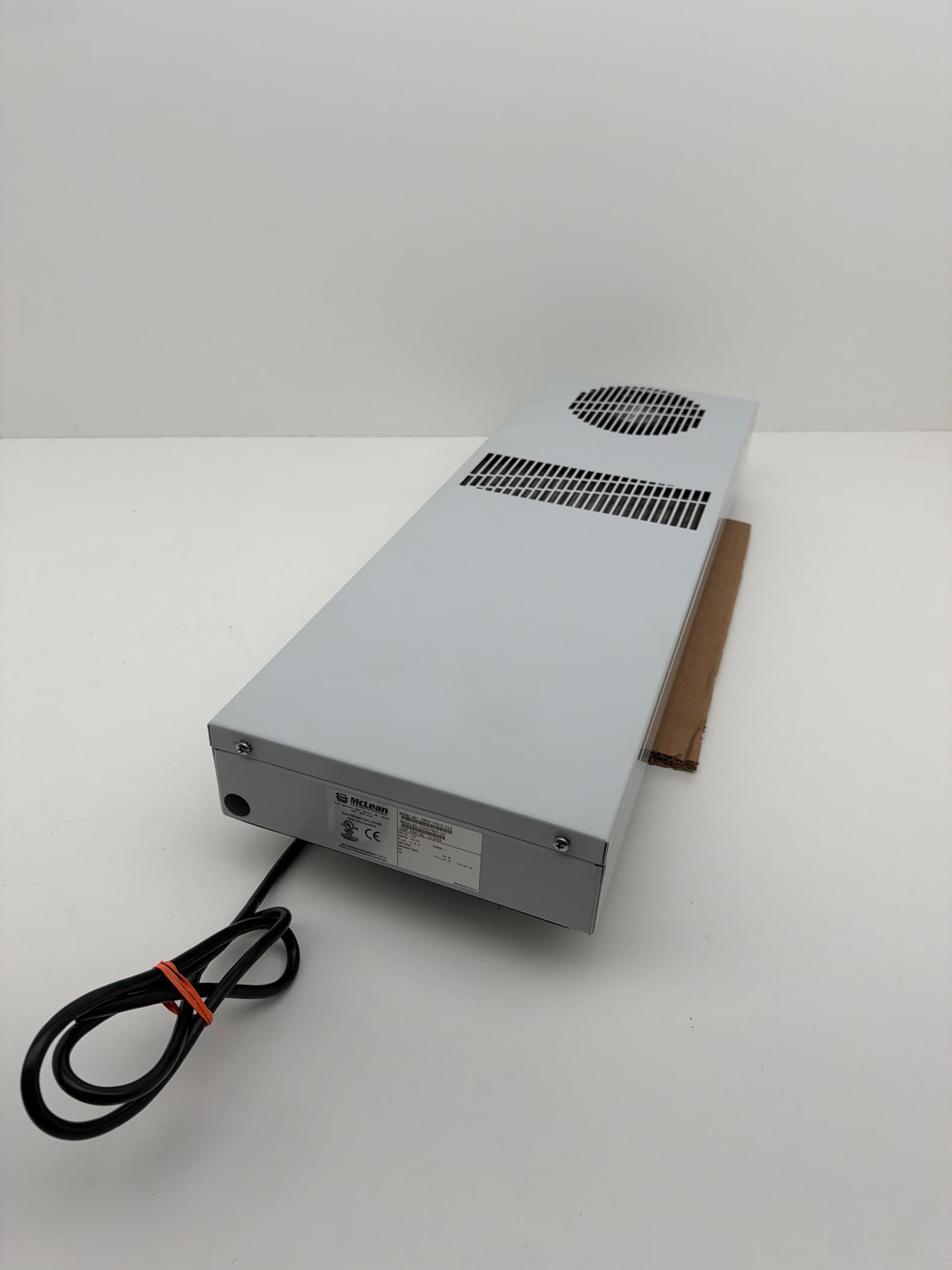 McLean XR29-0816-012 Enclosure Heat Exchanger Air-to-Air Cooler 115V 0.6A