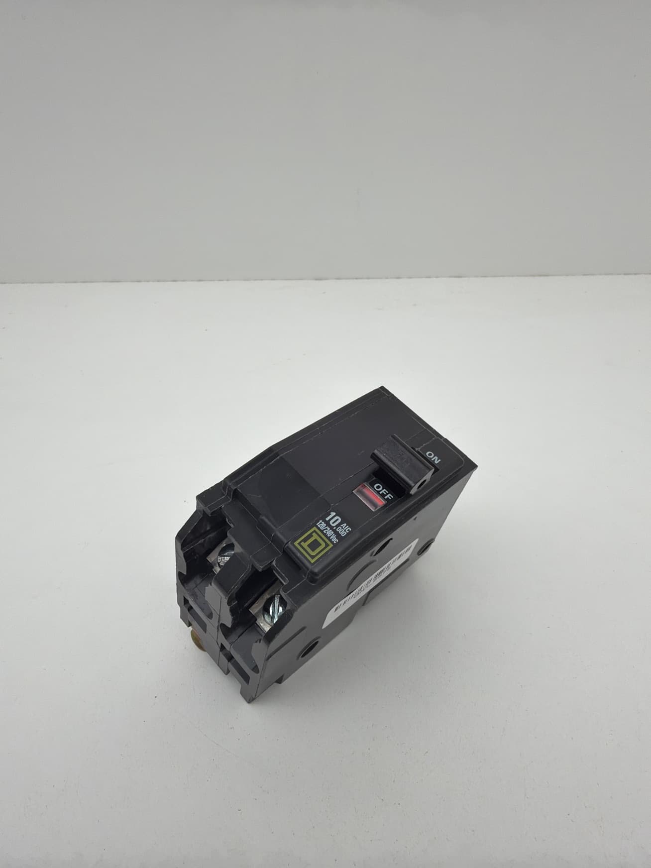 Square D QOB2305237 Circuit Breaker, 30A, 2 Pole, 120/240VAC, 10kA, Bolt-on