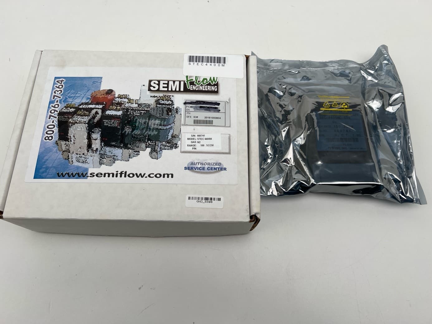 Horiba STEC SEC-4400MC-535 Mass Flow Controller, N2, 100SCCM