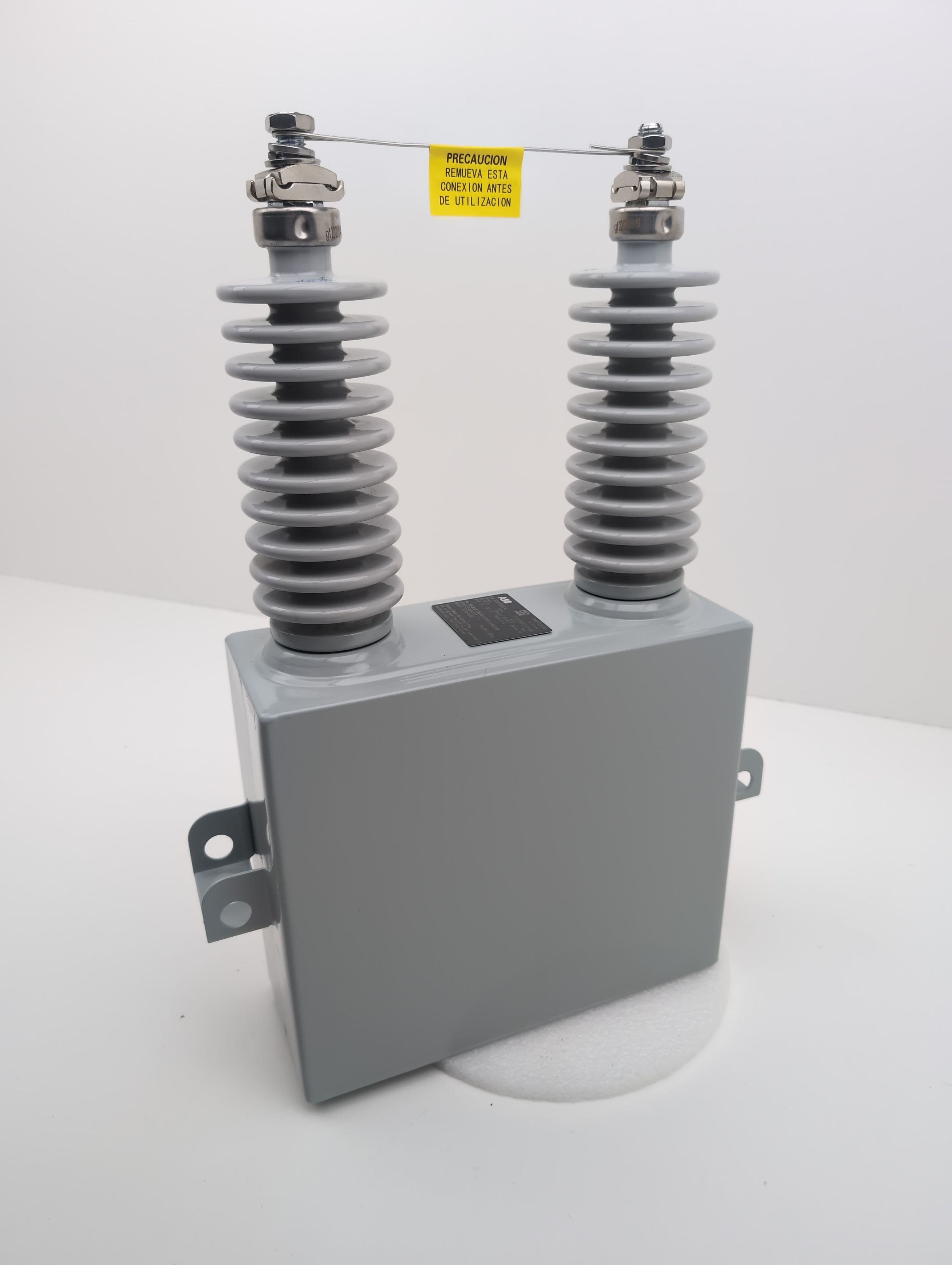 ABB 2GUA0722000G Power Capacitor, 200kvar, 7200V,60Hz, 1Phase