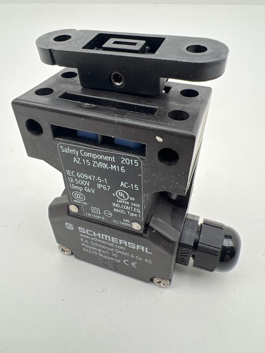 Schmersal AZ15 ZVRK-M116 Safety Interlock