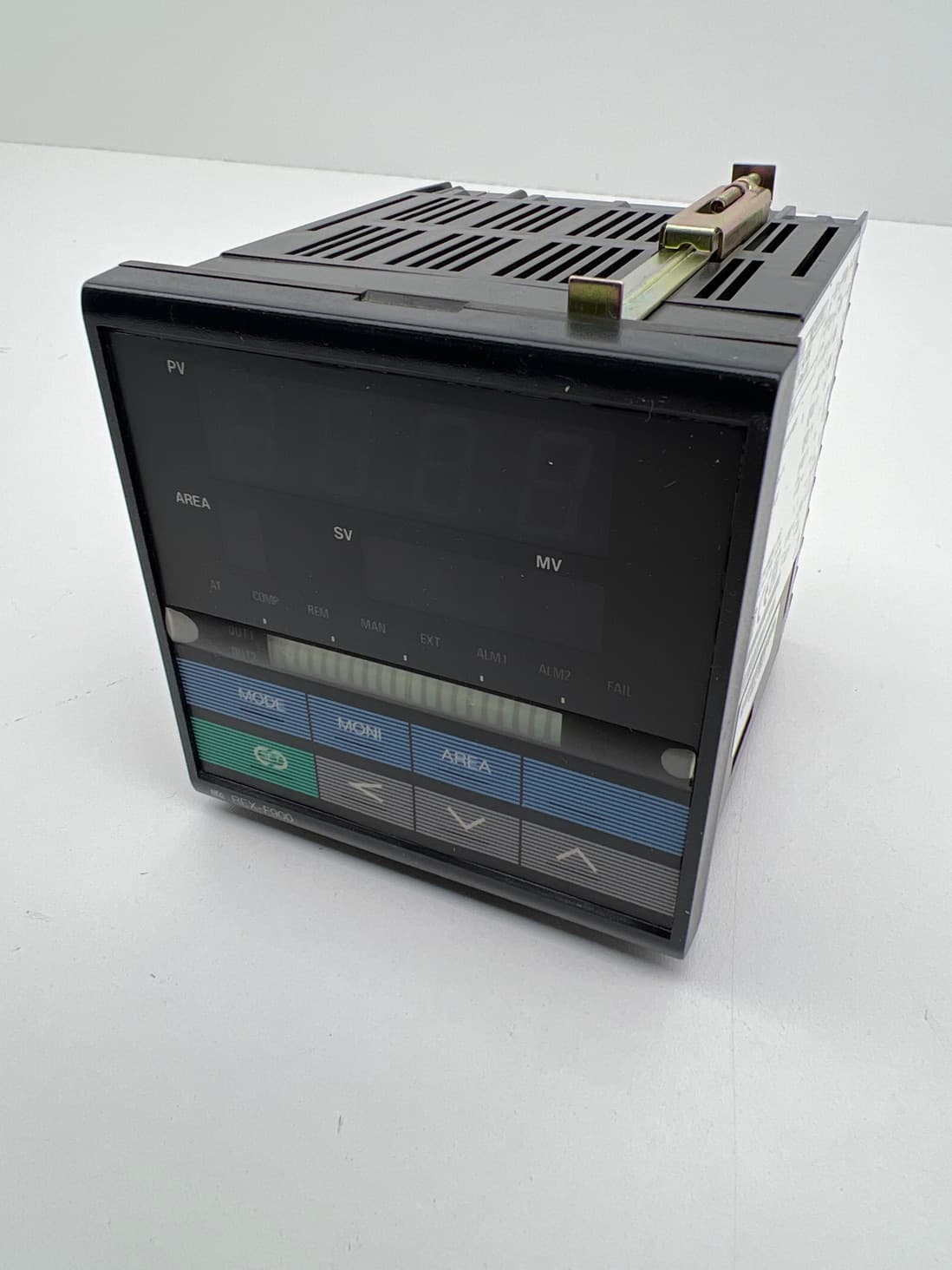 RKC REX-F900 Temperature Controller, 24VDC, VD12-V8 AB-565-NN/CE
