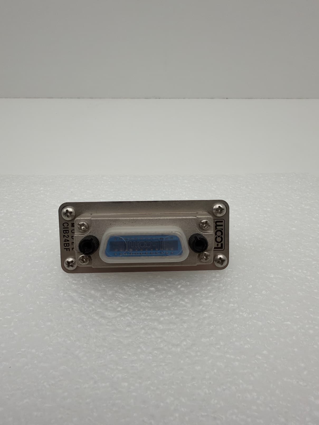 L-COM CIB24BF IEEE-488 Bulkhead Adapter, Female / Female