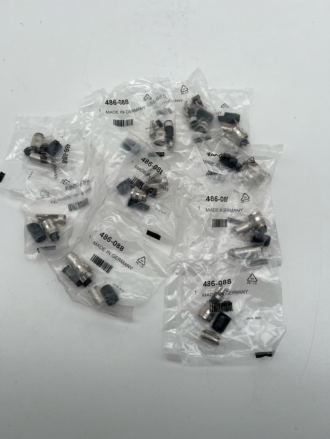 Amphenol Industrial T3260001 M16 Din Plug Screw Lock Male 3P, 4A, 300V, 486-088