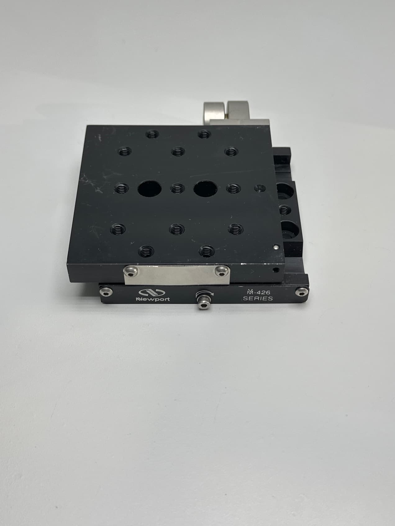 Newport M-426 Manual Linear Stage w/Micrometers Mounts, 25mm Travel