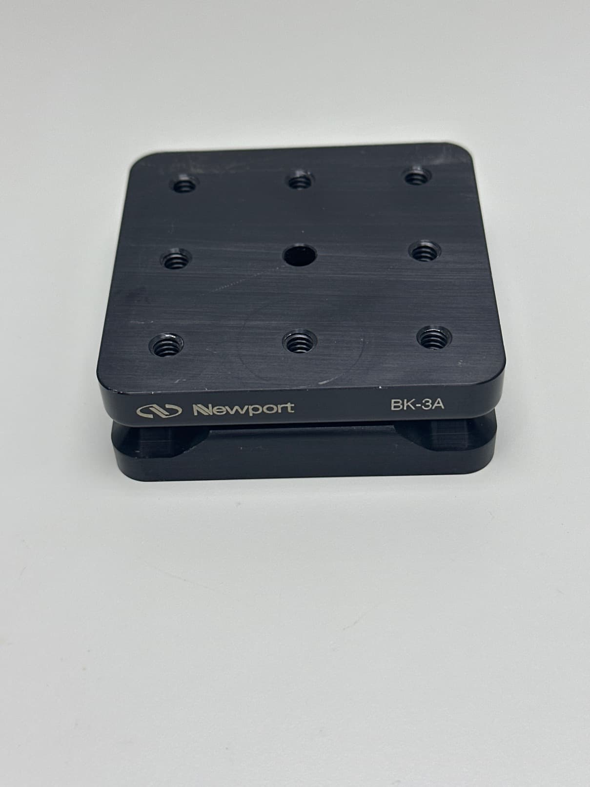 Newport BK-3A Magnetic Kinematic Base, 3" x 3"