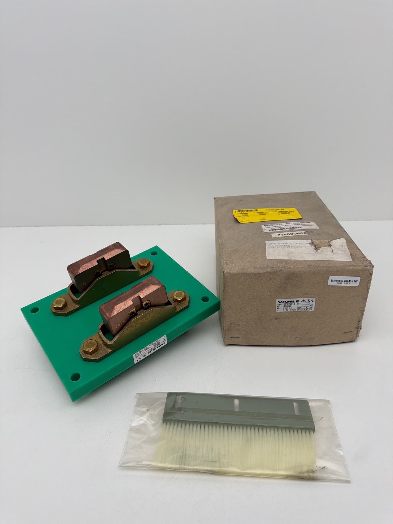 VAHLE BLS 200-2-01 2-Phase AGV Current Collector Power Contact 200A, 590000