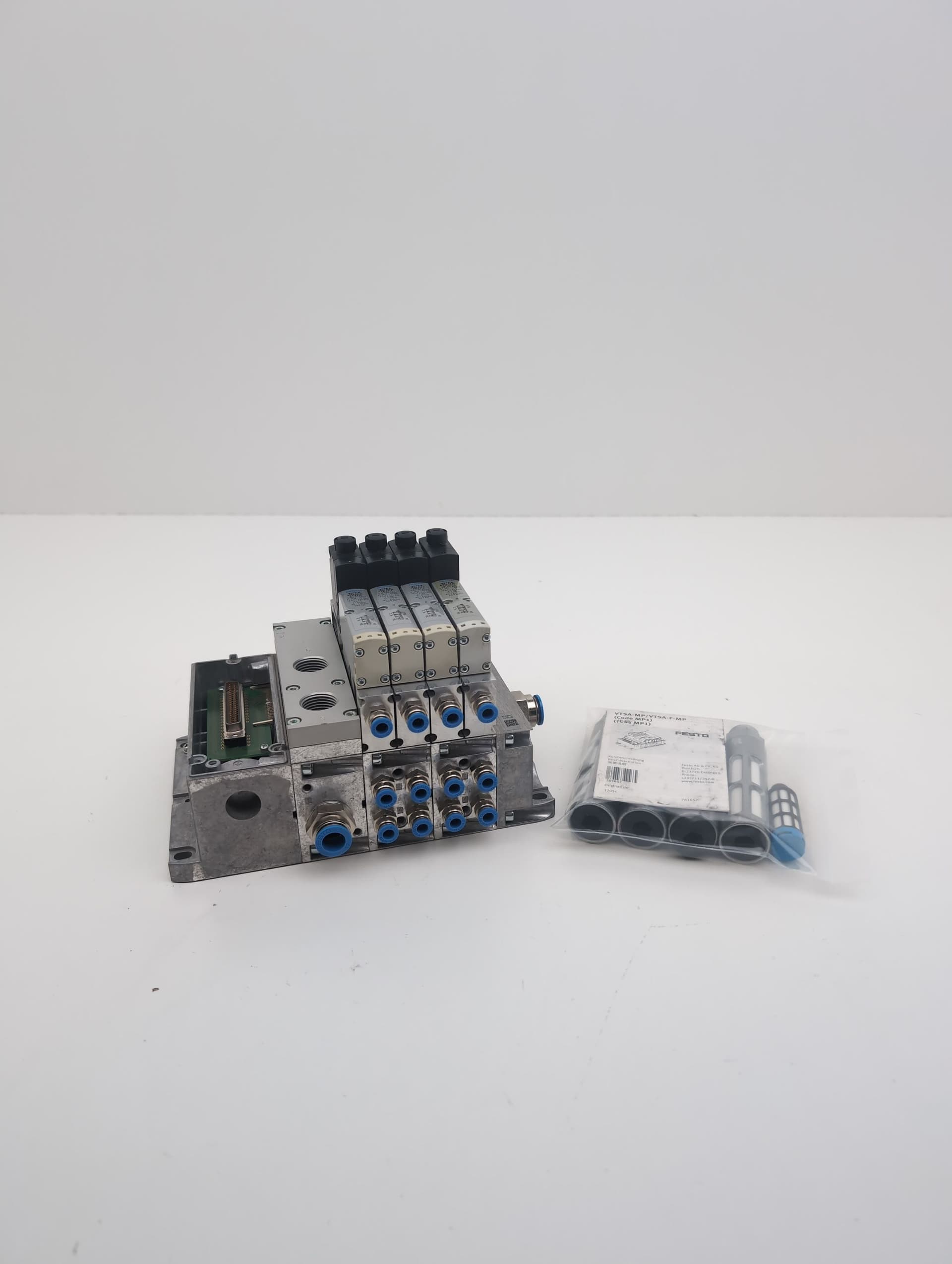 Festo VTSA-MP/VTSA-F-MP Manifold, 4 valve, 24VDC