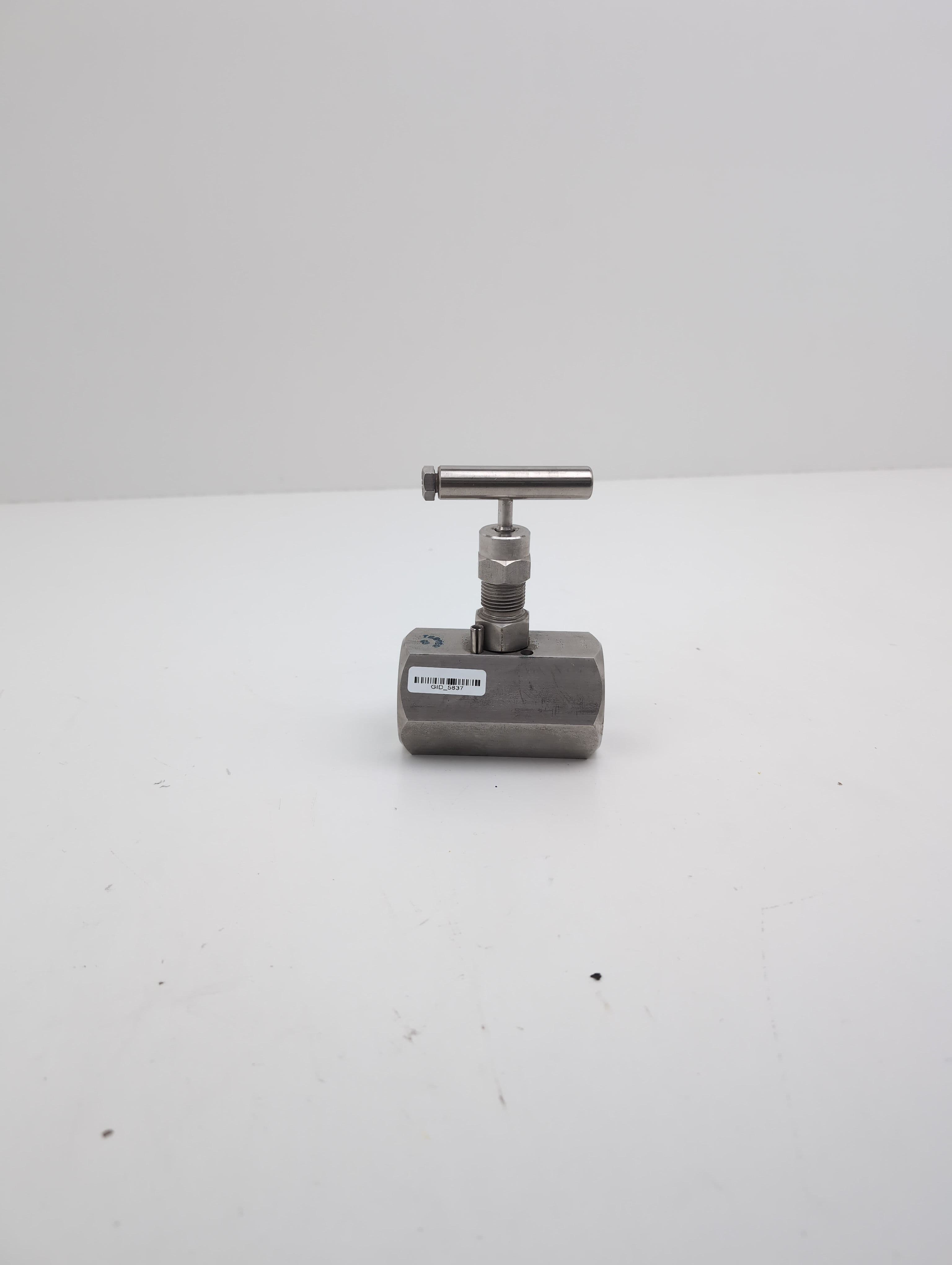 Anderson Greenwood H1VDS8Q Instrumentation Valve, 316SS, 1" FNPT, 6000PSI