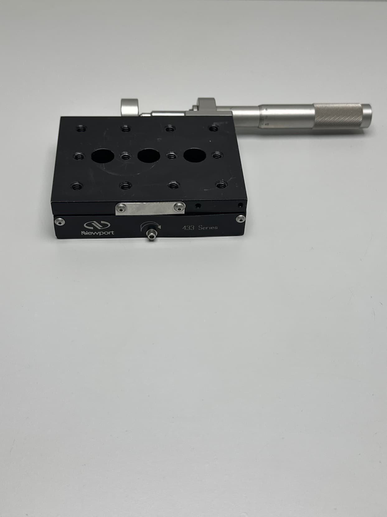 Newport 433 Manual Linear Stage, Ball Bearings, 1.81" Travel