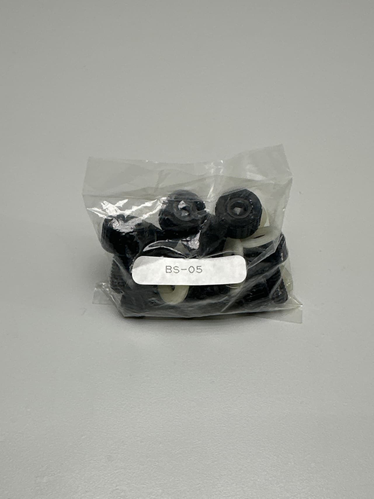 Newport BS-05 Thumb Screw Kit, 1/4-20, .75"L