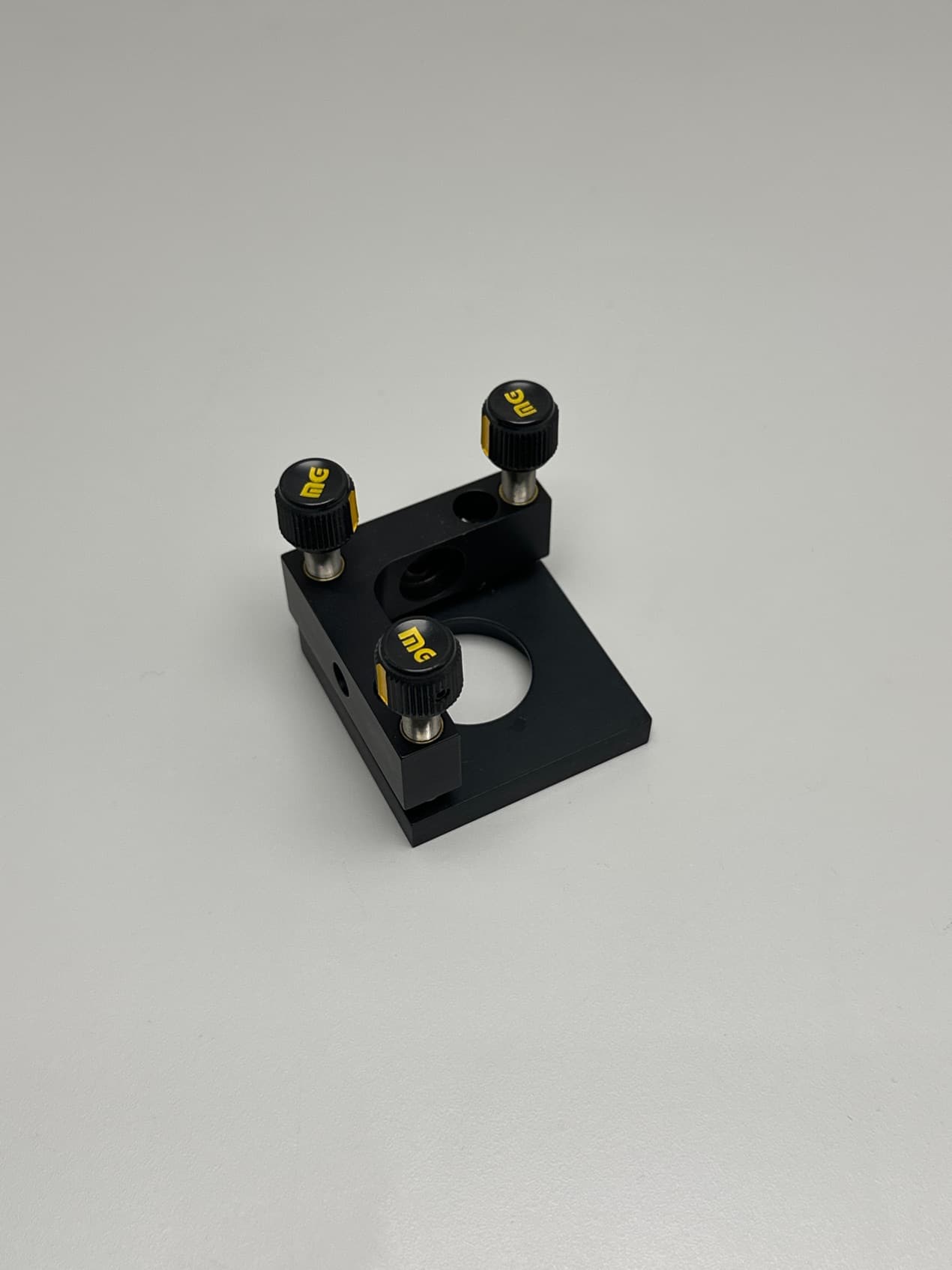 Melles Griot Unknown Kinematic Mirror Mount, 25mm
