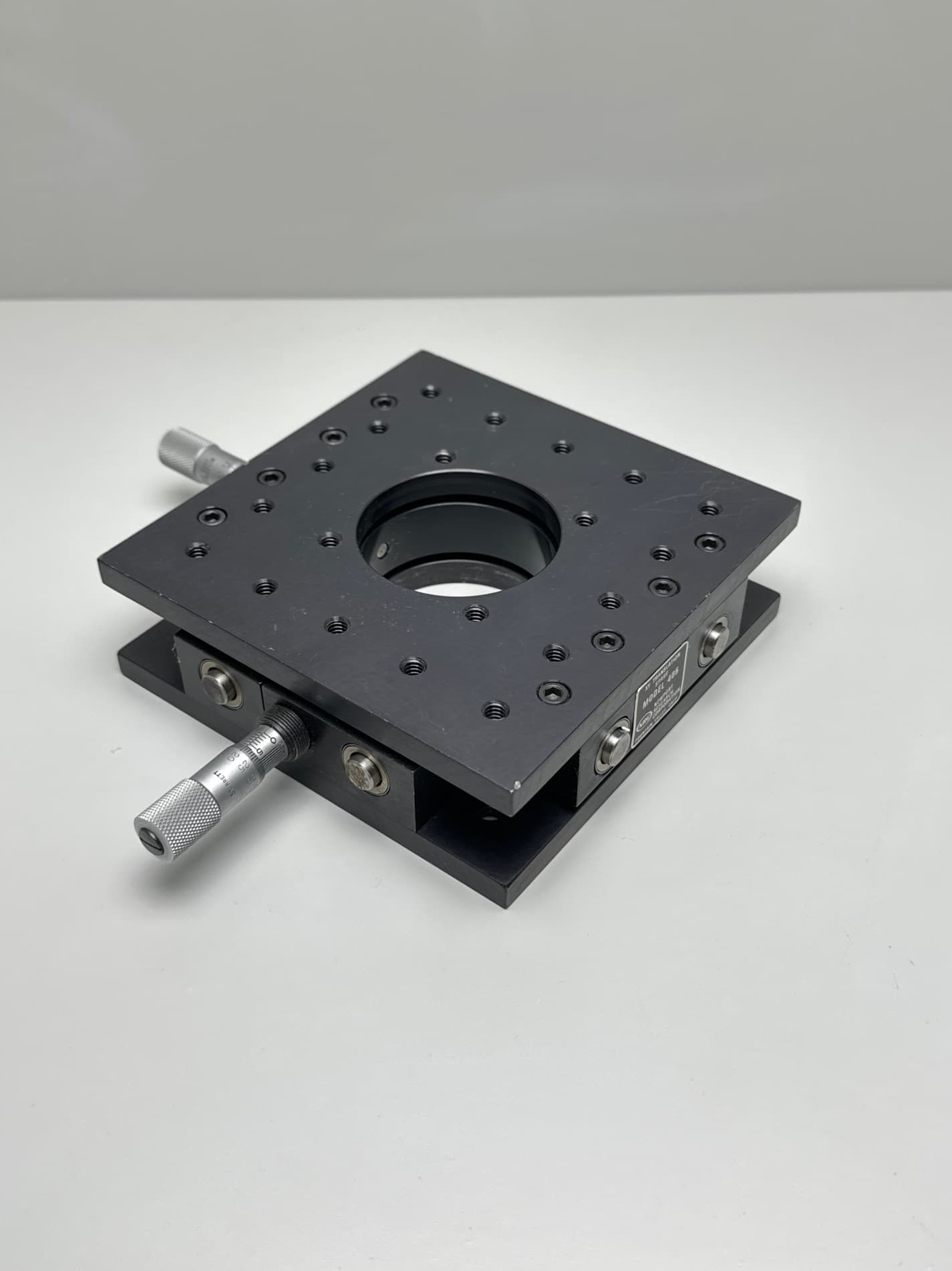 Newport 405 XY Linear Translation Stage, .5" Travel