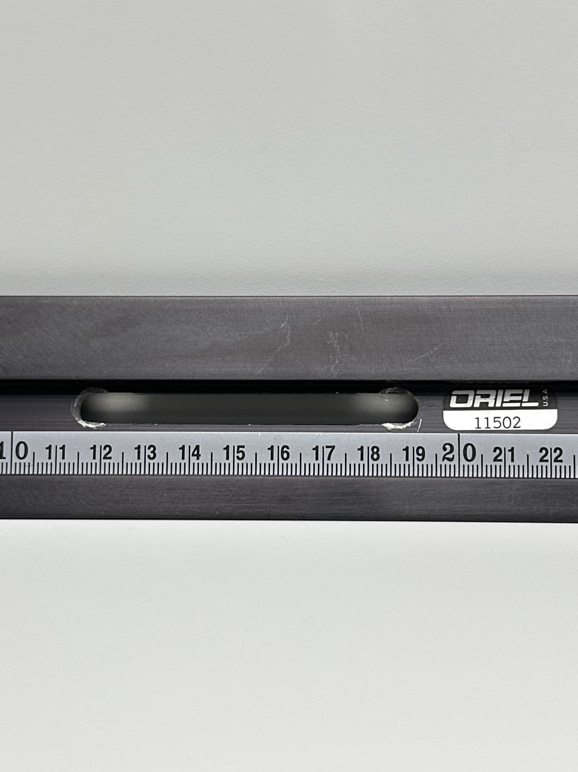 Oriel 11502 Optical Table Rail, 12"L