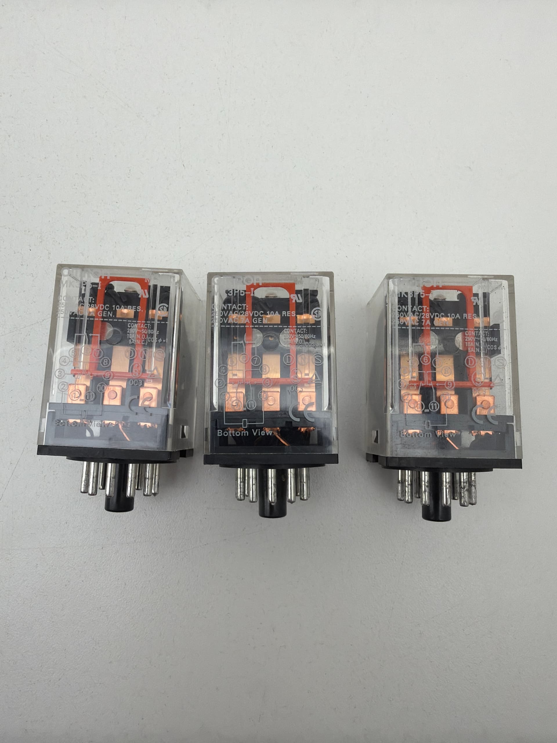 Omron MK3P5-I General Purpose Relay 11-Pin Plug-In 250VAC / 28VDC 10A