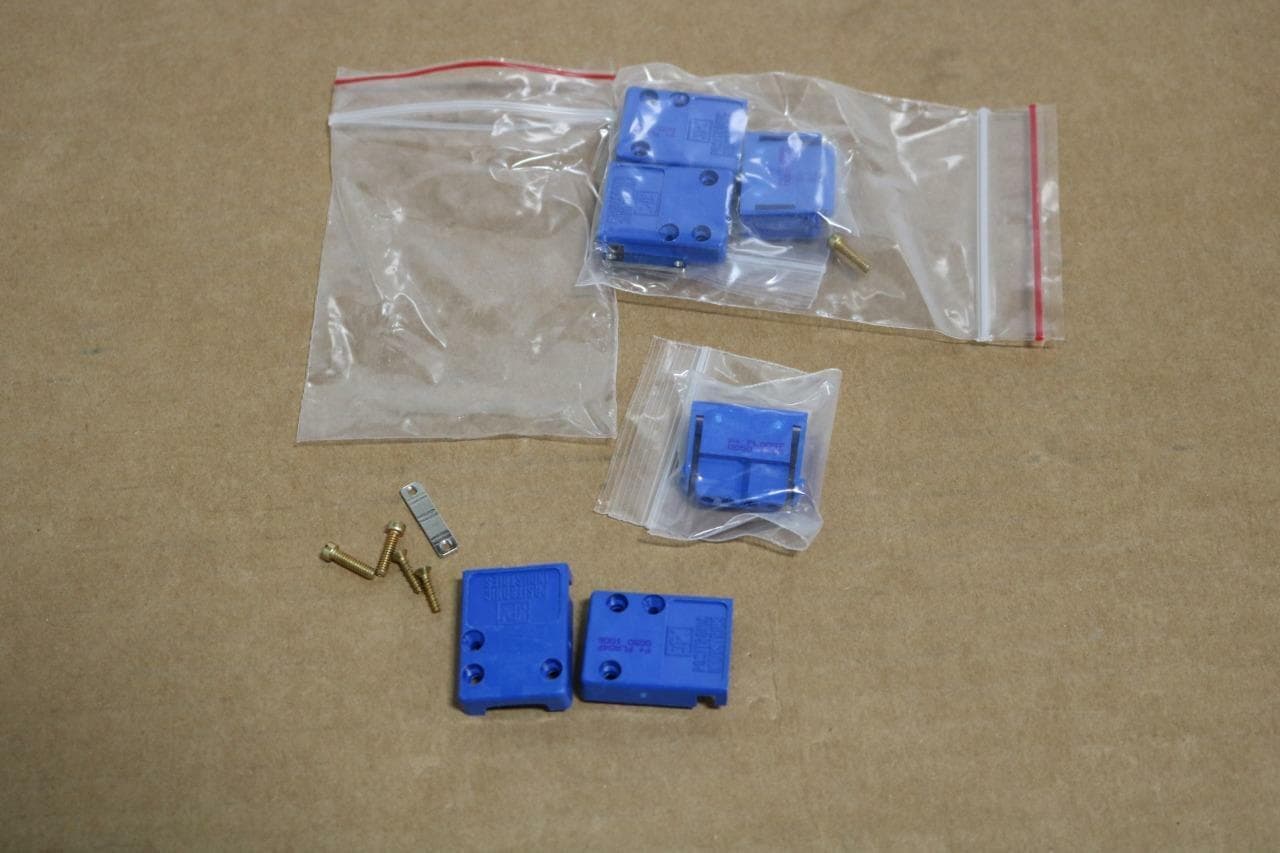 Positronic Industries PLA04F0050 Lot of 2 Electrical Connectors