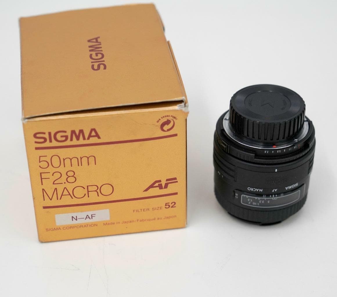 Sigma N-AF 50mm F2.8 Macro Lens Filter Size 52