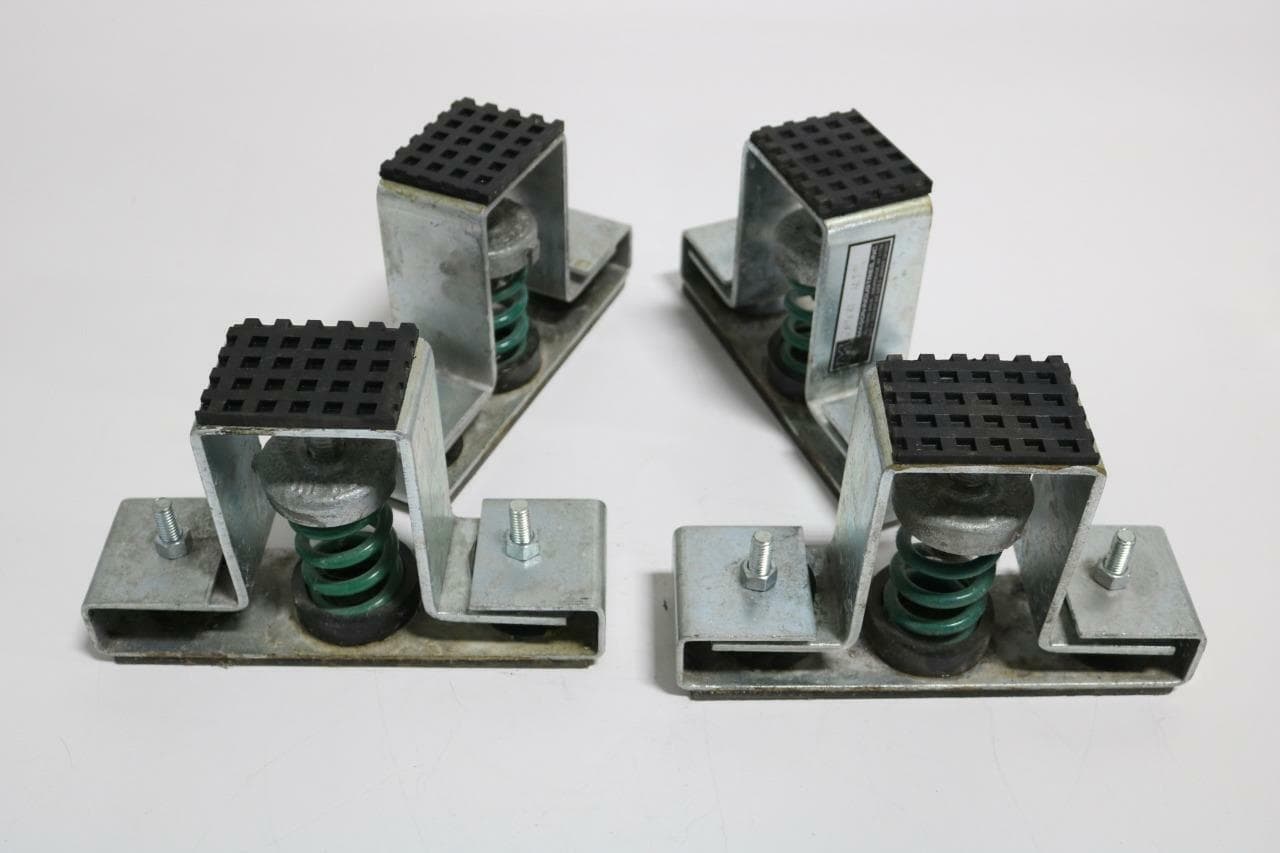 Mason Industries SCRWA-400 Lot of 4 Vibration Isolator Mounts