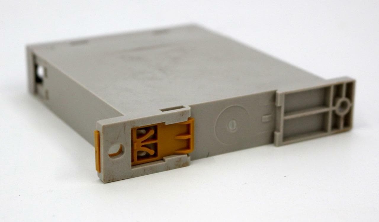 Omron G32A-D20 Terminal Unit