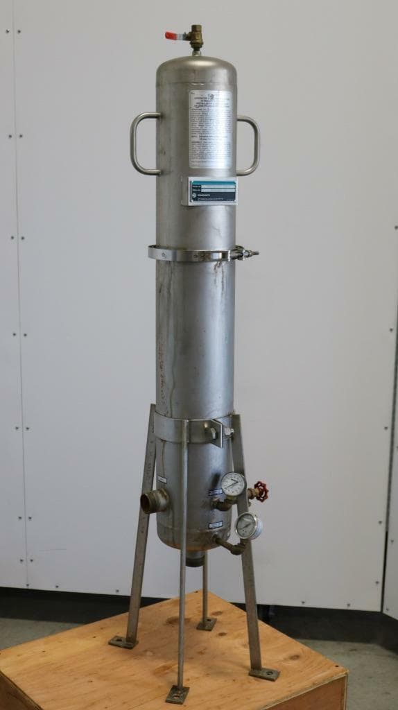 Osmonics HX0330-1.5T-304-A - 3 Round Cartridge Filter Housing
