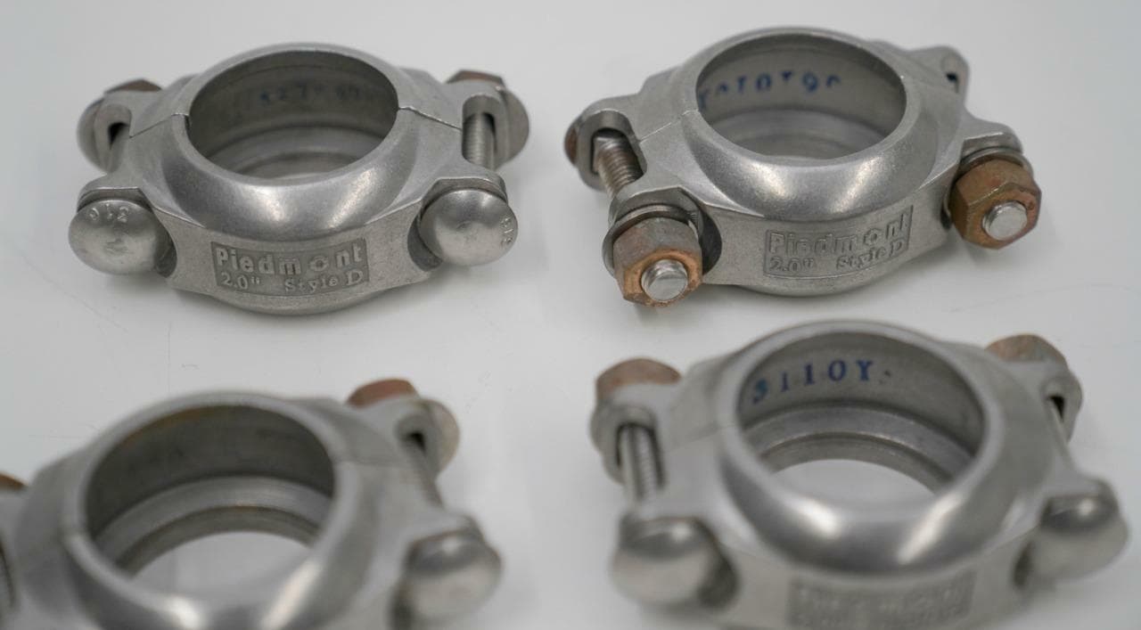 Piedmont Style D Lot of 4 2" Style "D" Couplings CE8N