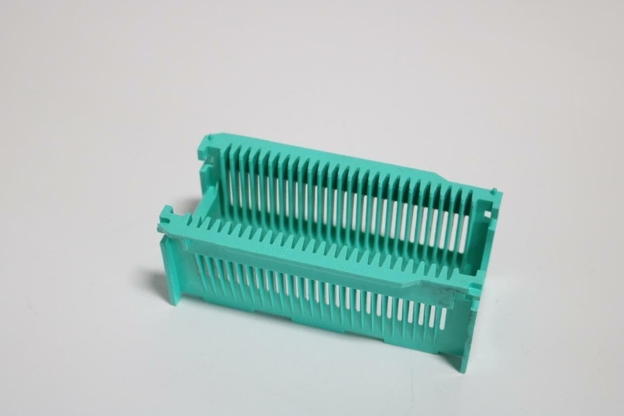 ePAK ePB-2/50-25 25 Slot 2" Wafer Carrier Green