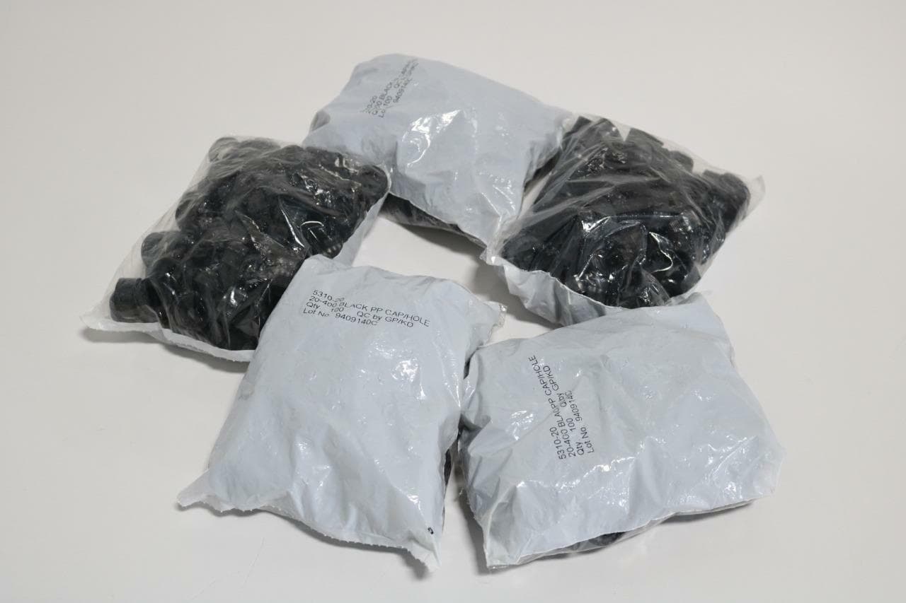 Finneran 5310-20 Lot of 5 20-400 Black PP Cap/Hole Pack of 100