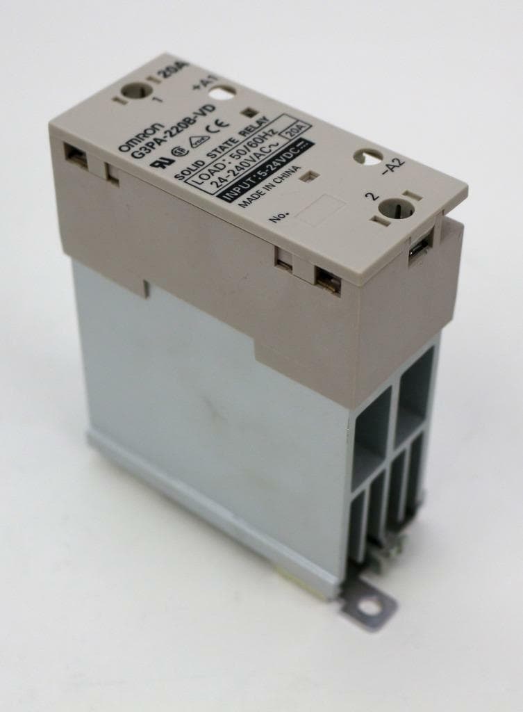 Omron G3PA-220B-VD Solid State Relay