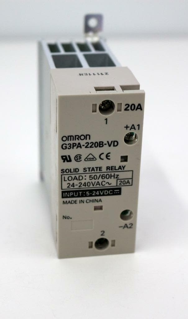 Omron G3PA-220B-VD Solid State Relay
