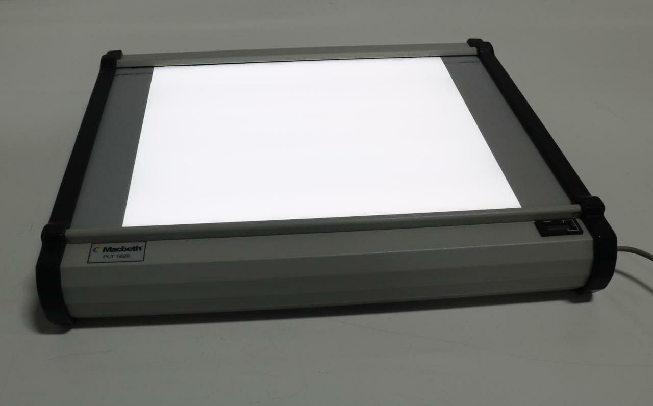 Macbeth PLT 1620 Multi-Purpose Light Box