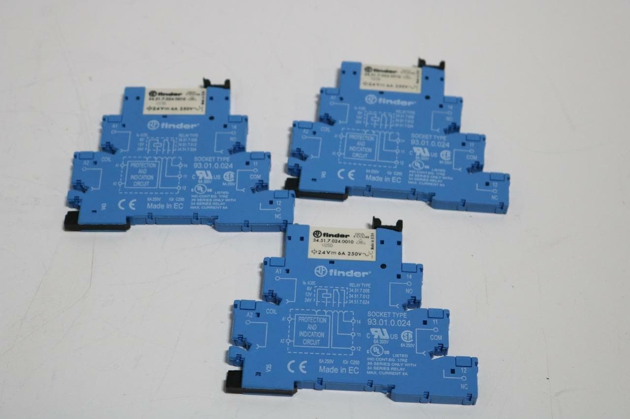 Finder 34.51.7.024.0010, 93.01.024 Lot of 3 6A 250V Relay and Socket