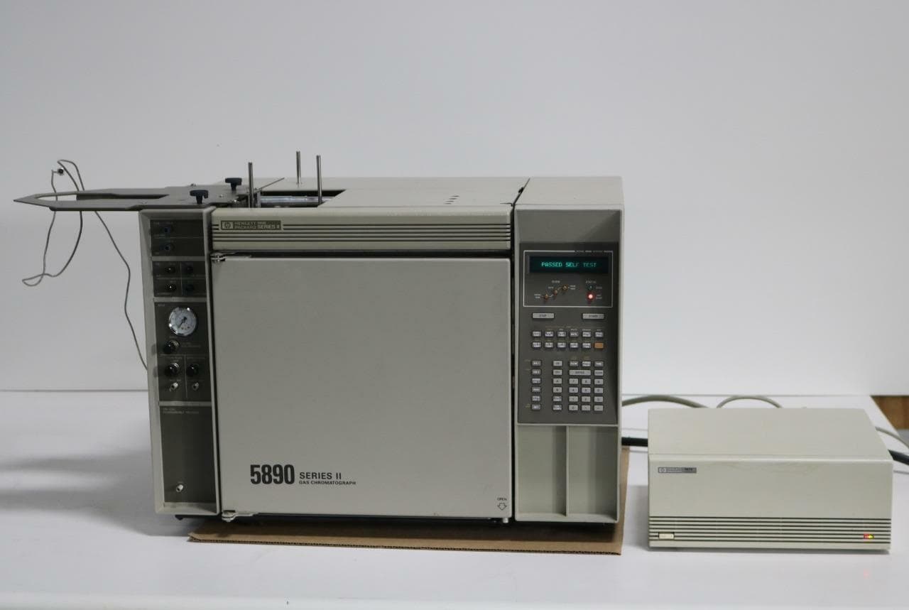 HP Hewlett Packard Agilent 5890 Series II Gas Chromatograph