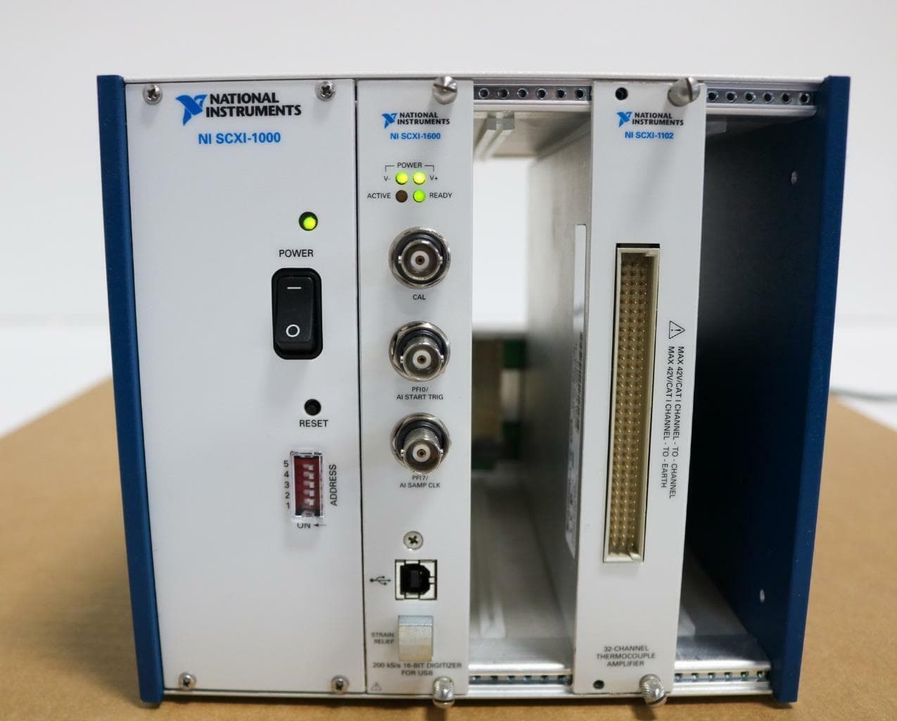 National Instruments SCXI-1000, SCXI-1600, SCXI-1102 Chassis, Digitizer, Module
