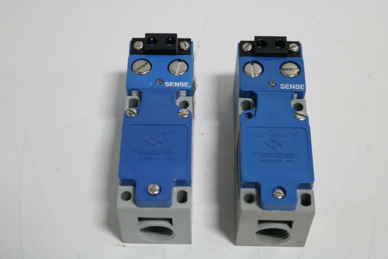 Dolan-Jenner Led-Pak IV Lot of 2 Optic Switch