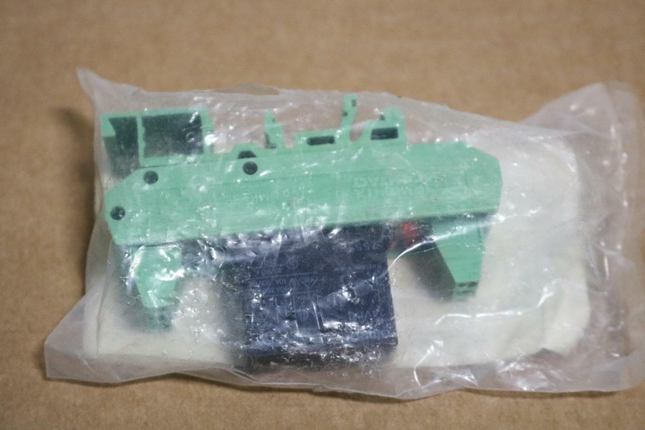 Phoenix Contact UMK22REL2421 UMK22-REL24/21 Relay Module Part No. 5542712