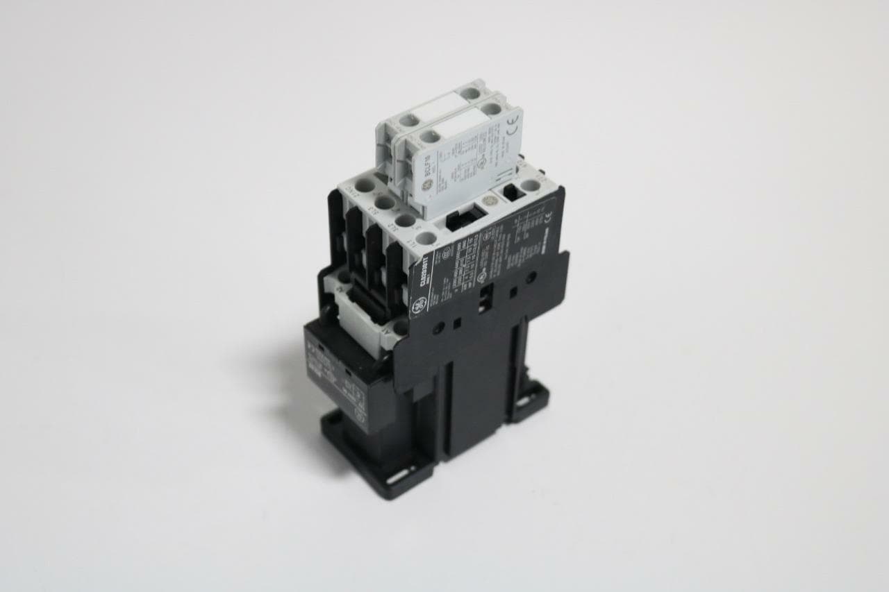 General Electric CLO2D301T Contactor with (2) BCLF10 Auxiliary Contact Blocks