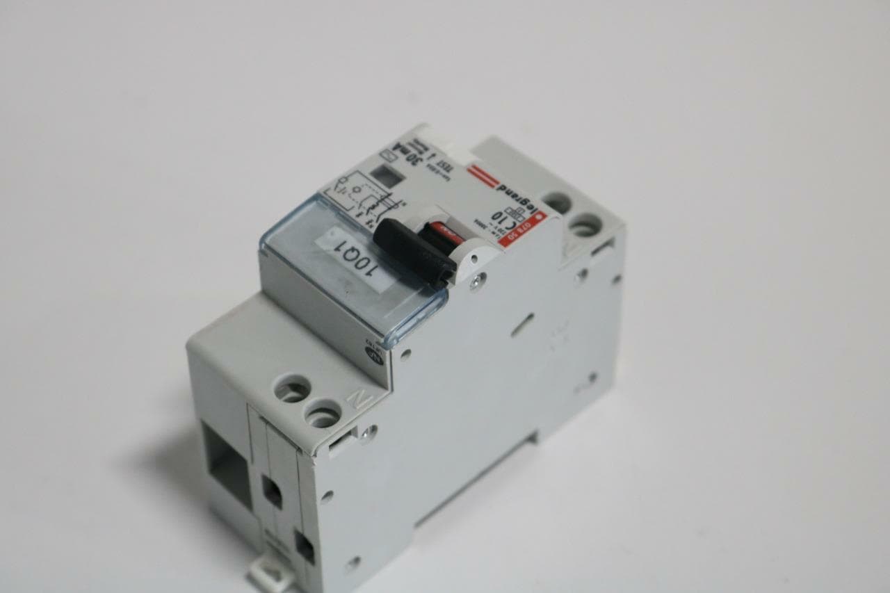 Legrand C10 30 mA Circuit Breaker 07850