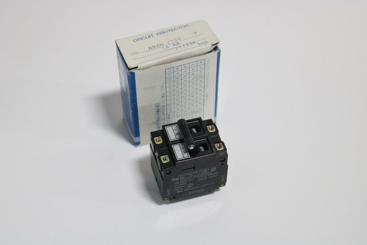IDEC NRAN 2100 1A AA Circuit Protector