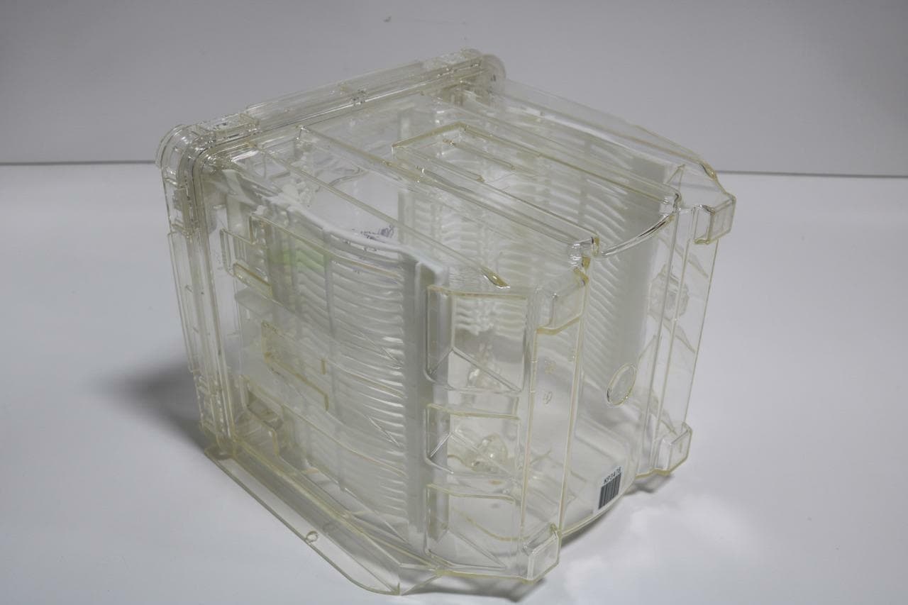 Kakazaki KTL-3002 Wafer Carrier Storage Case
