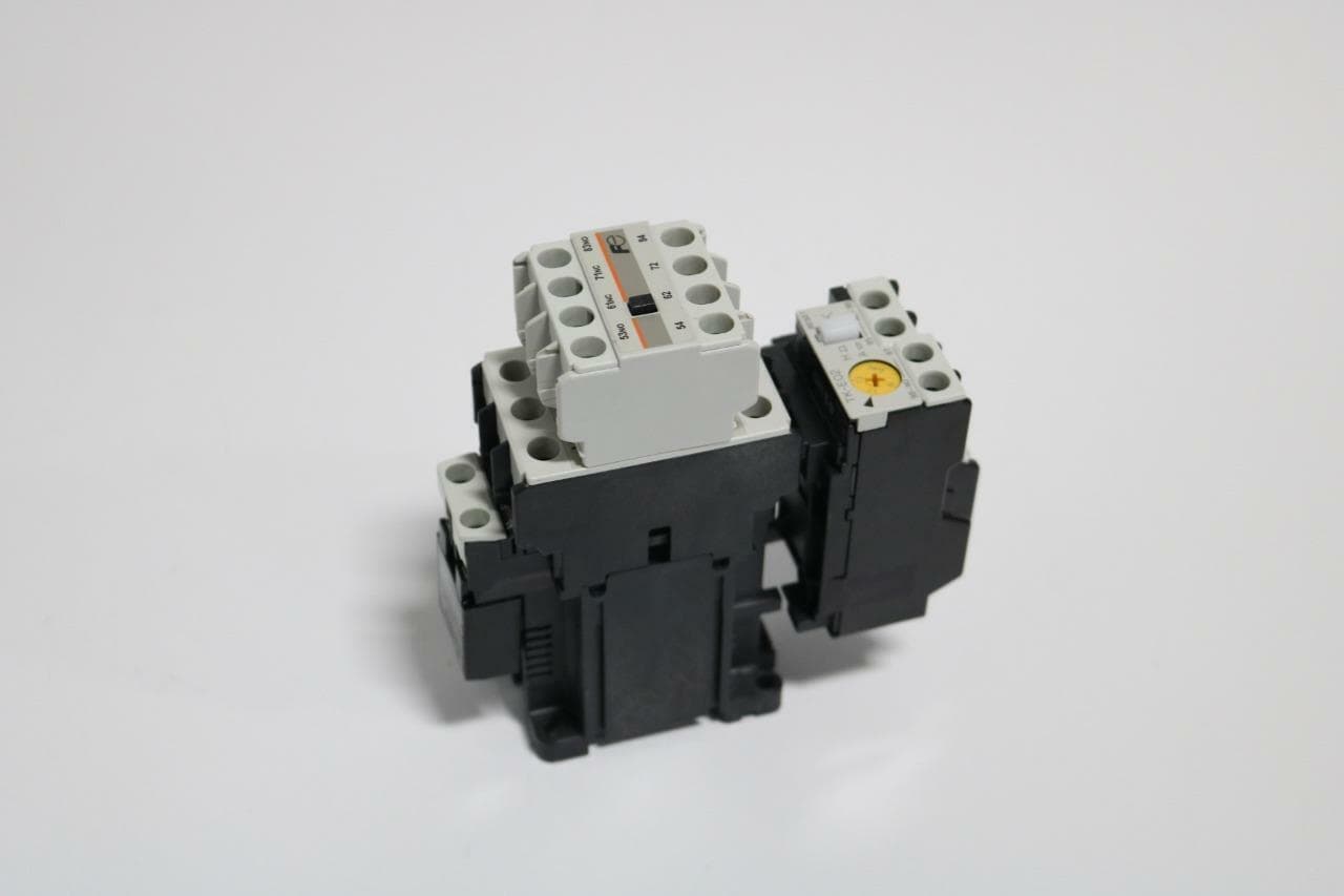 Fuji Electric SC-E04/G,TK-E02,SZ-A22/T,SZ-Z Contactor w/Overcurrent Protection