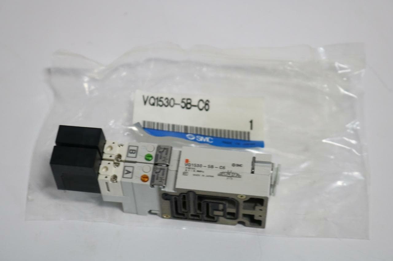 SMC VQ1530-5B-C6 Valve, Double, Flip, Plug-In (DC)