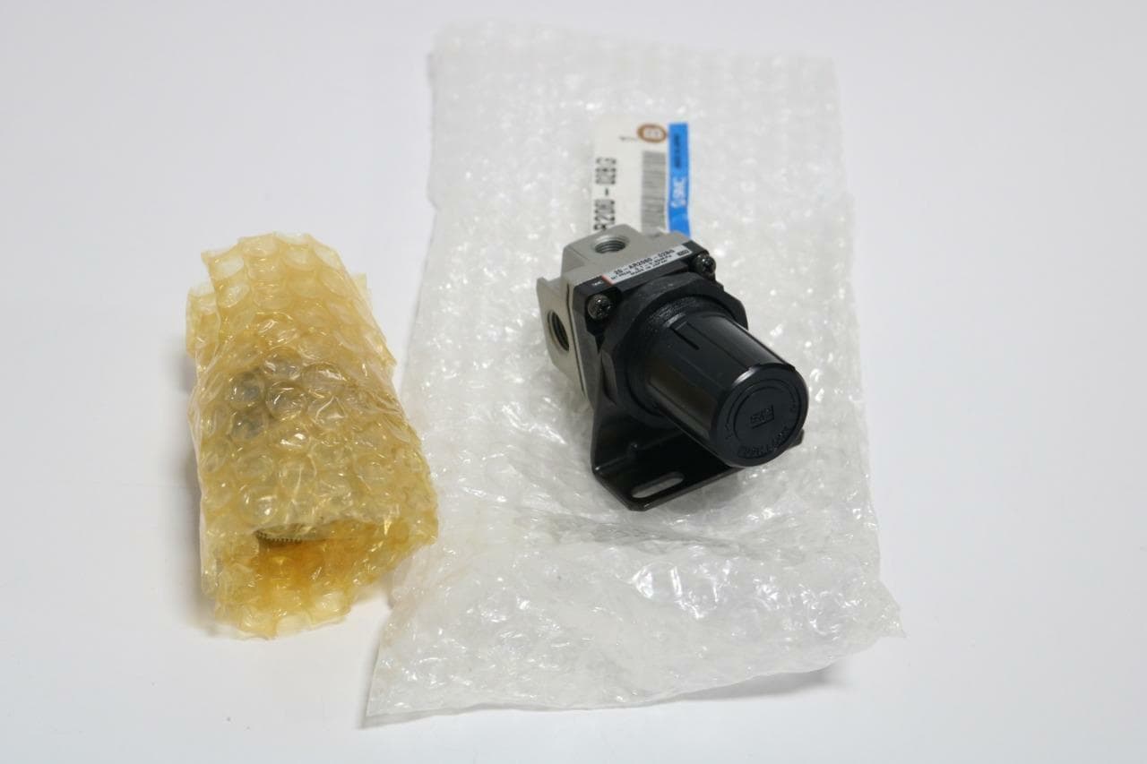 SMC 20-AR2060-02BG Pneumatic Regulator