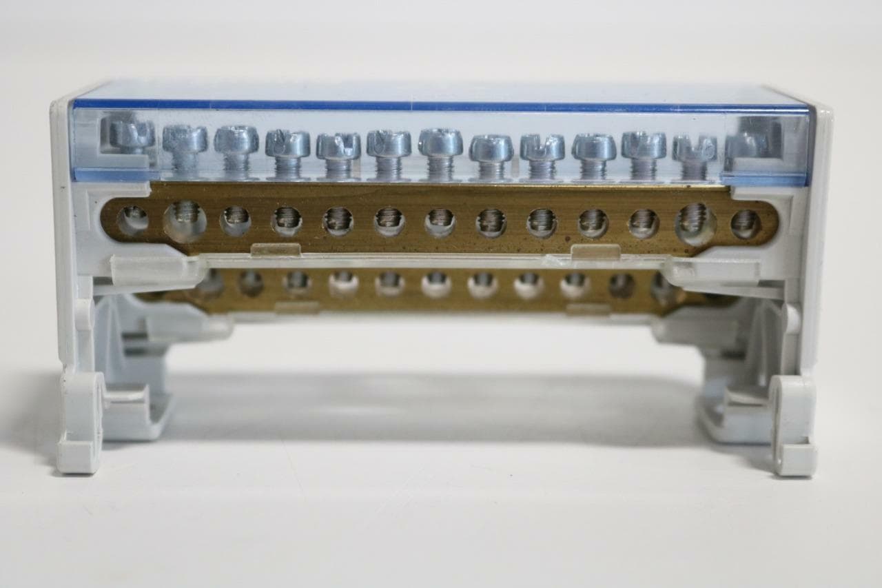 Legrand 048 81 Terminal Block